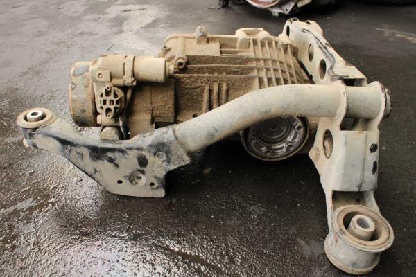 PONT ARRIERE VW TRANSPORTER T5 / MULTIVAN / CARAVELLE / CALIFORNIA 2.0BITDI 4X4 - Vue 5